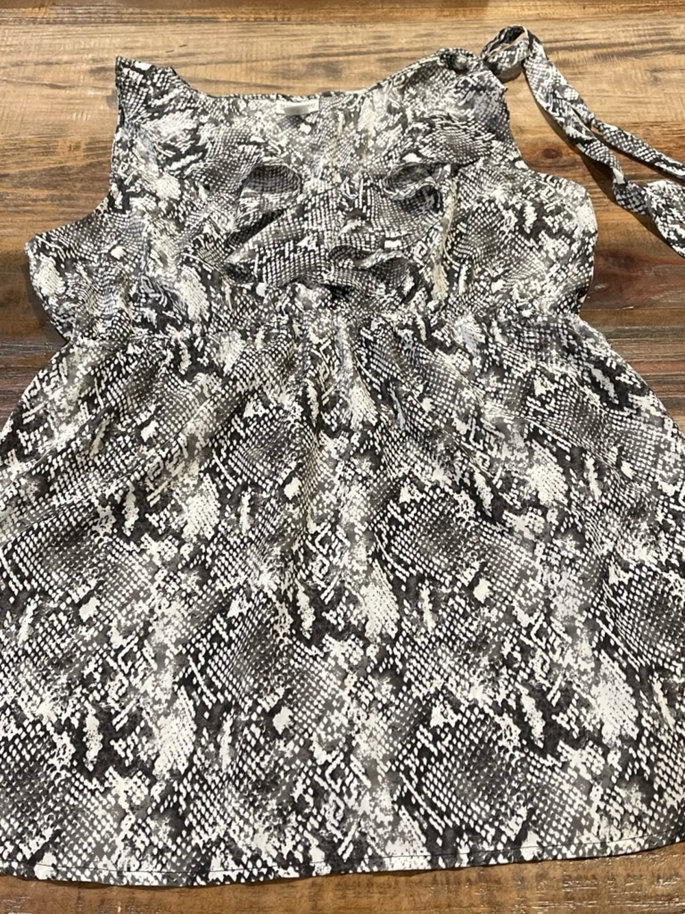 Motherhood Black & White Snake-Print V neck ruffle Maternity Top
